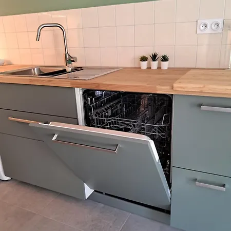 Дом отдыха Stable At Le Prieure Mantilly