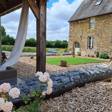 Σπίτι διακοπών Stable At Le Prieure *