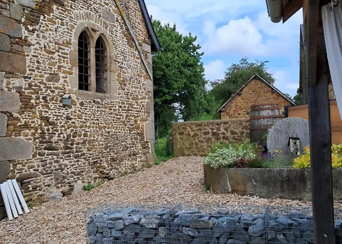 Stable At Le Prieuré Hébergement de vacances *